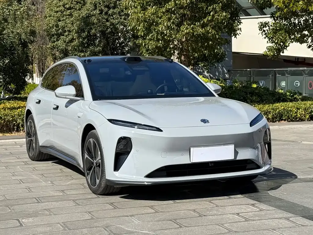 NIO ET5T 2024 из CN, фото 9