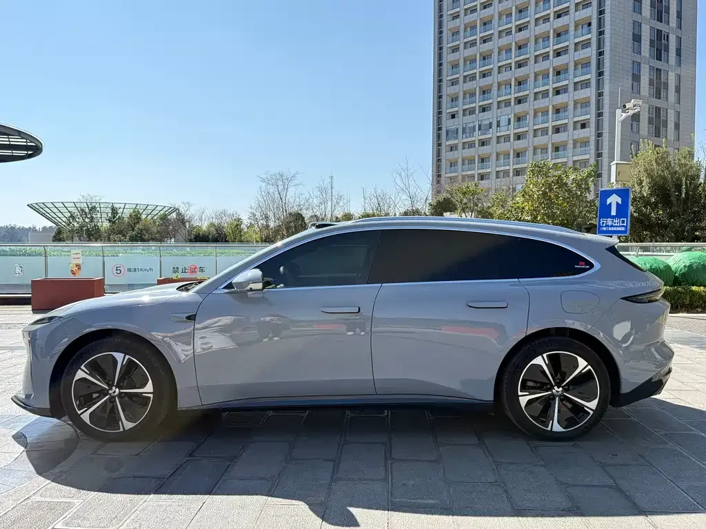 NIO ET5T 2024 из CN, фото 7
