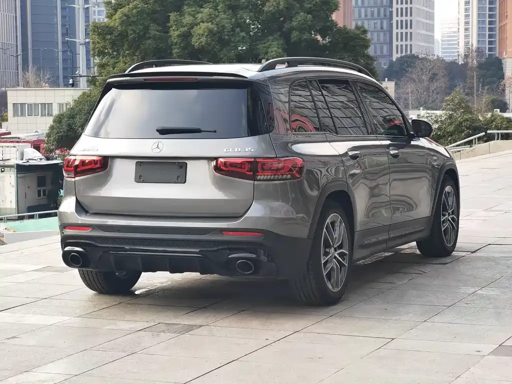 Mercedes-Benz GLB AMG — фото 4