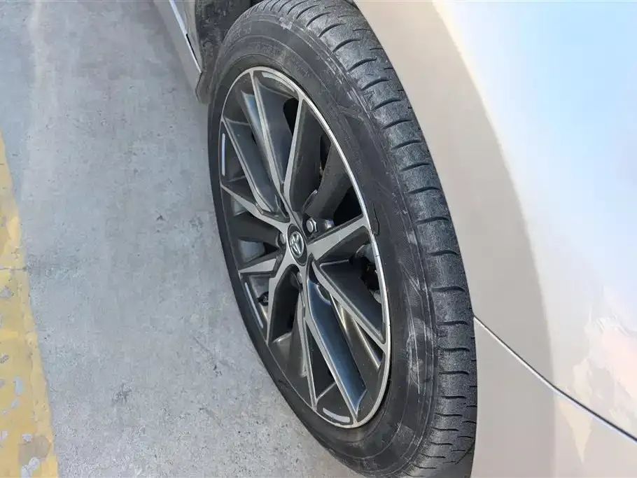 Toyota Camry 2021 из CN, фото 3