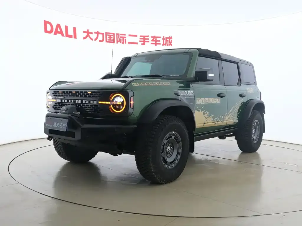Ford Bronco 2024 из CN, фото 1