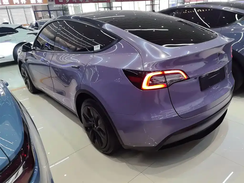 Tesla Model Y — фото 7