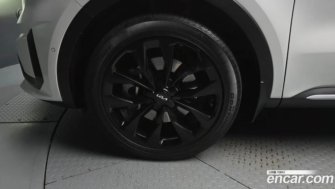 Kia Sorento — фото 4
