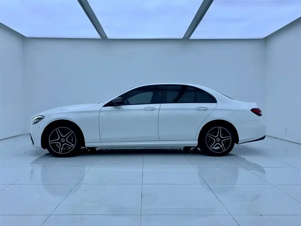 Mercedes-Benz E-Class (Import) — фото 6