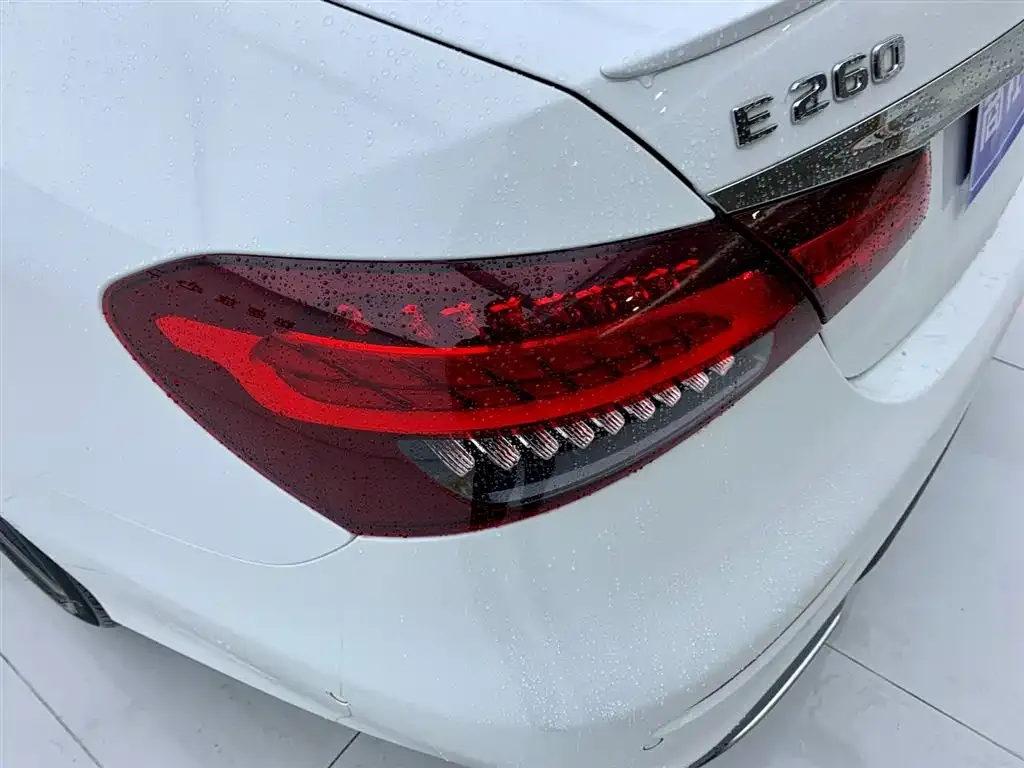 Mercedes-Benz E-Class (Import) — фото 10