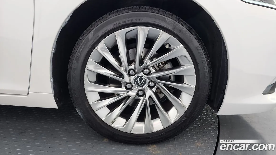 Lexus ES 2022 из KR, фото 3