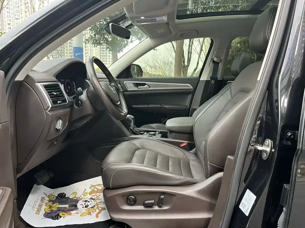 Volkswagen Teramont 2021 из CN, фото 4