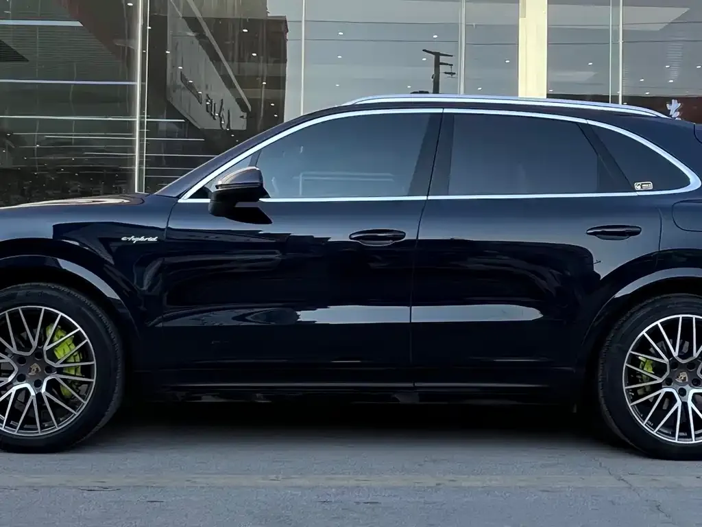 Porsche Cayenne Hybrid — фото 2
