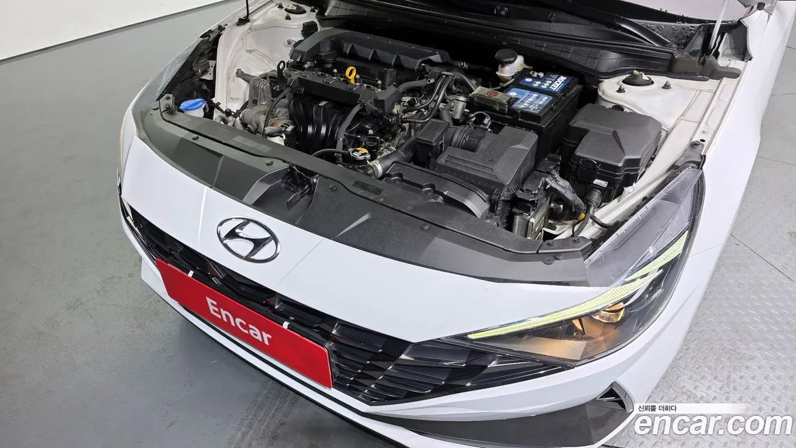 Hyundai AVANTE — фото 3
