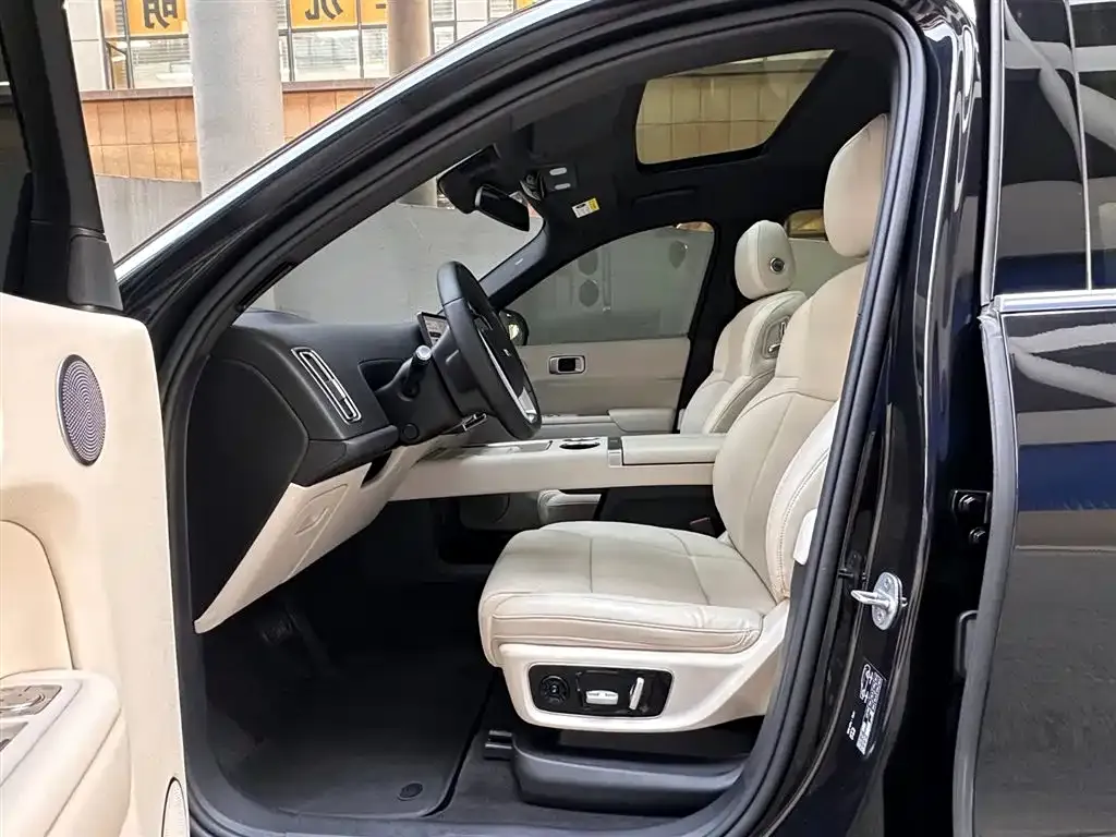 Li Auto L8 2023 из CN, фото 9