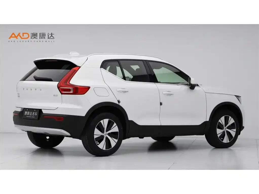 Volvo XC40 2024 из CN, фото 10