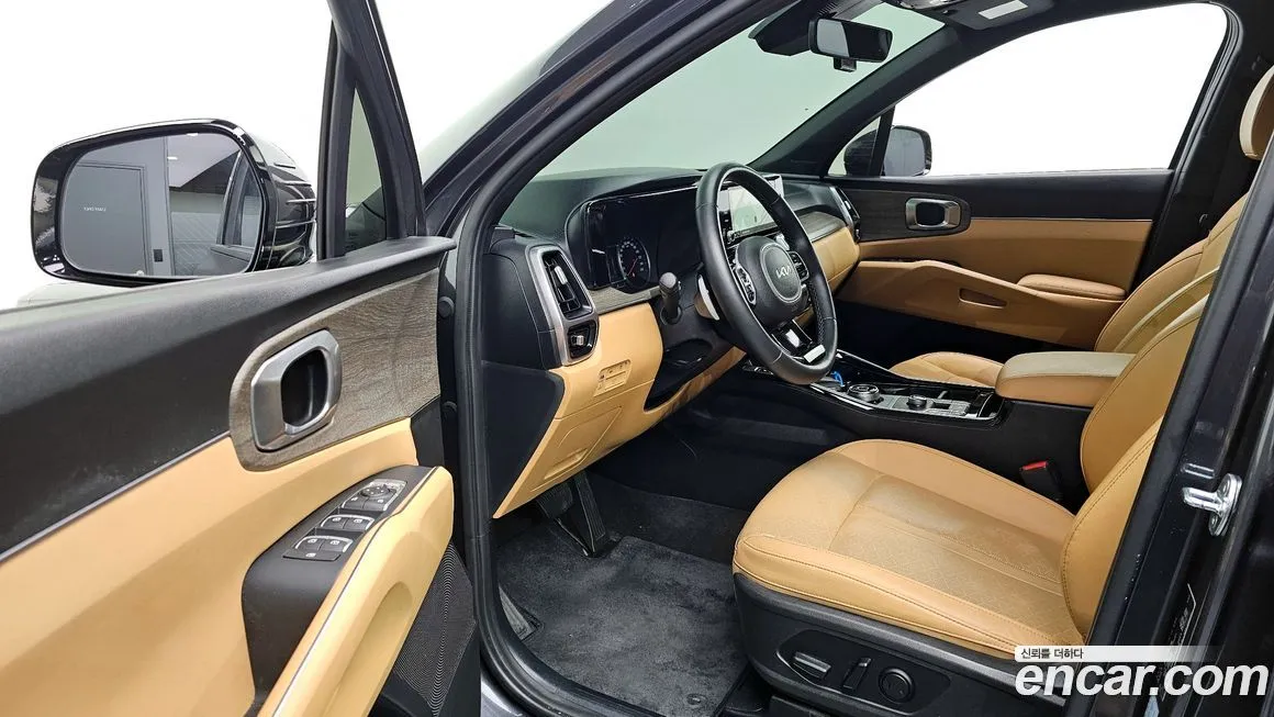 Kia Sorento — фото 10