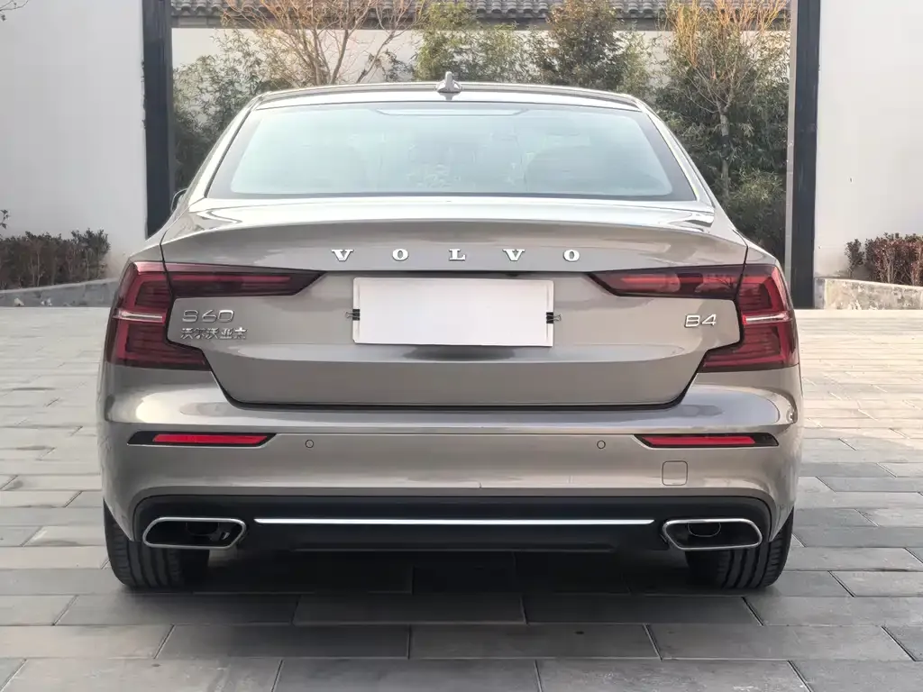 Volvo S60 2022 из CN, фото 9