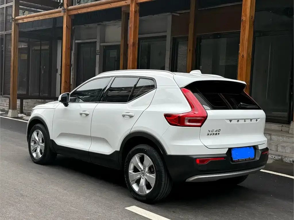Volvo XC40 2021 из CN, фото 8