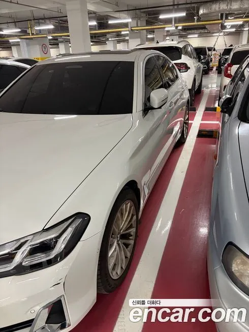 BMW 5-Series 2023 из KR, фото 1