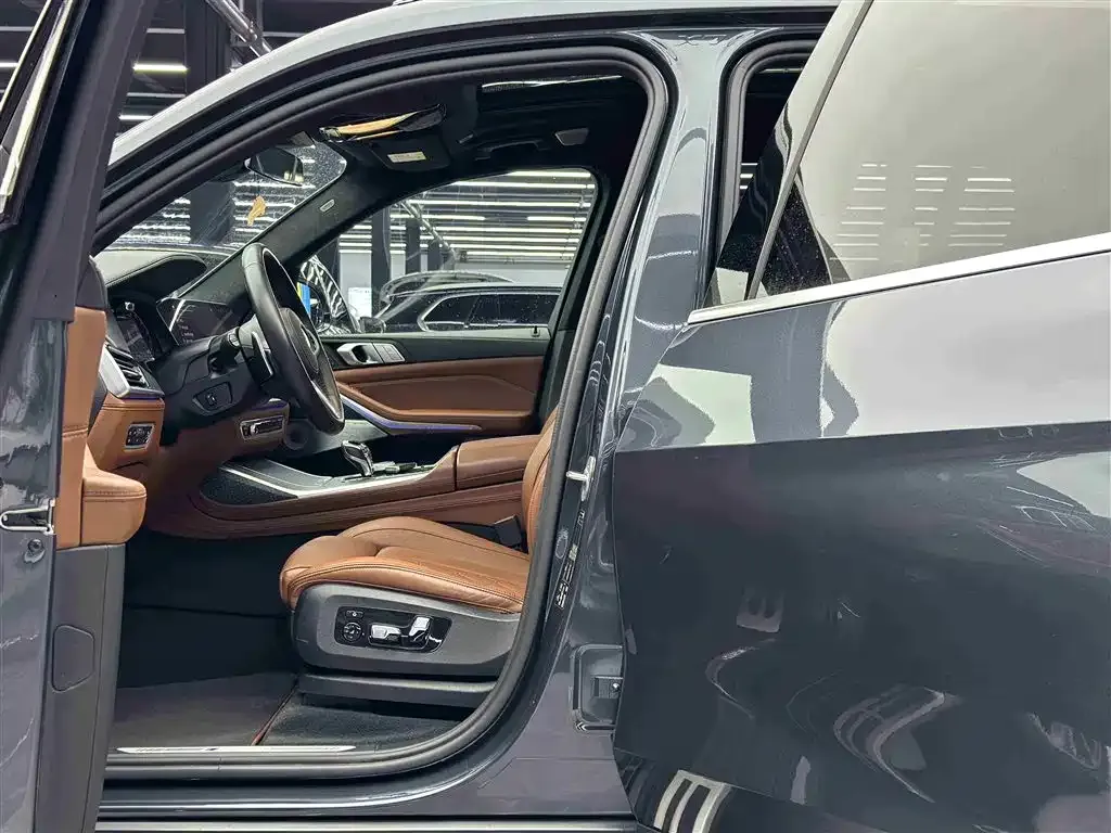 BMW X7 2021 из CN, фото 8