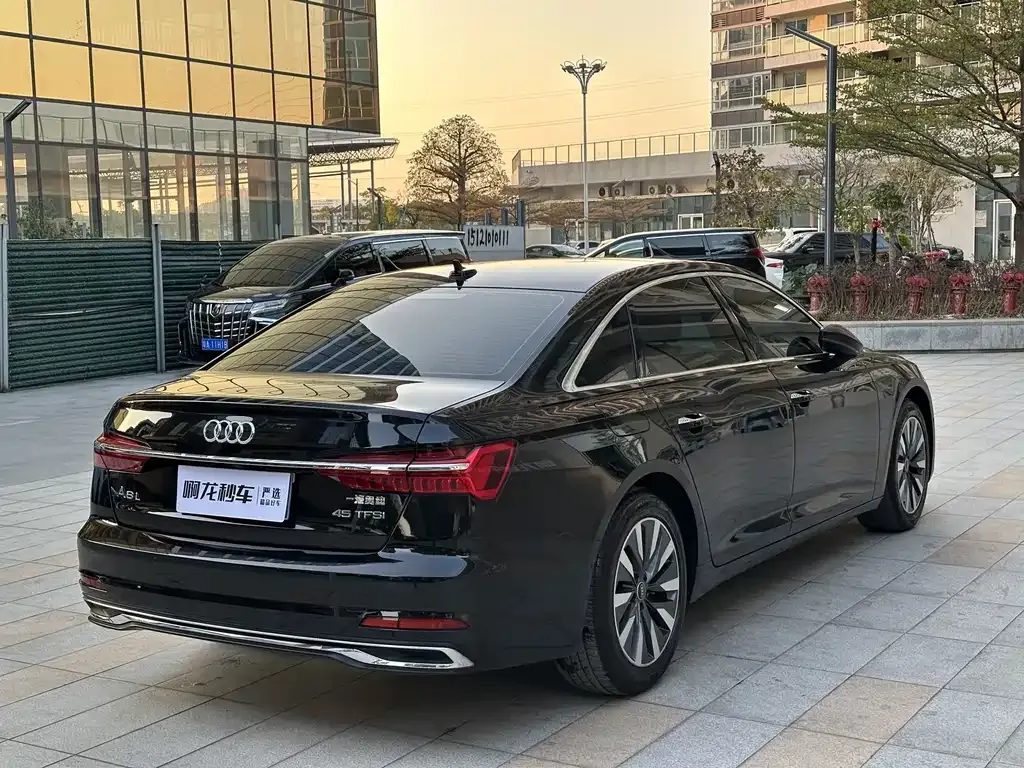 Audi A6L 2024 из CN, фото 8
