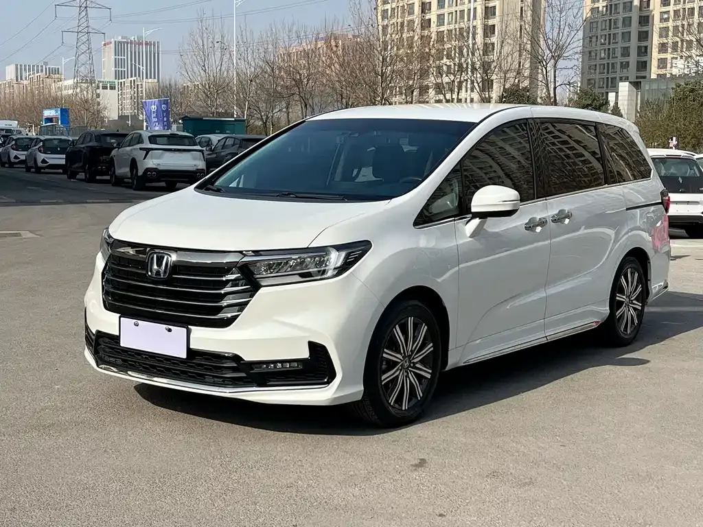 Honda Odyssey — фото 1