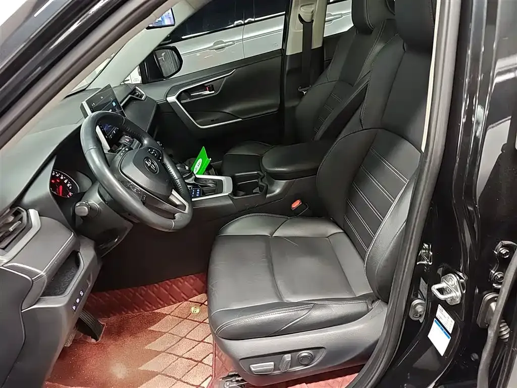 Toyota Wildlander 2022 из CN, фото 4