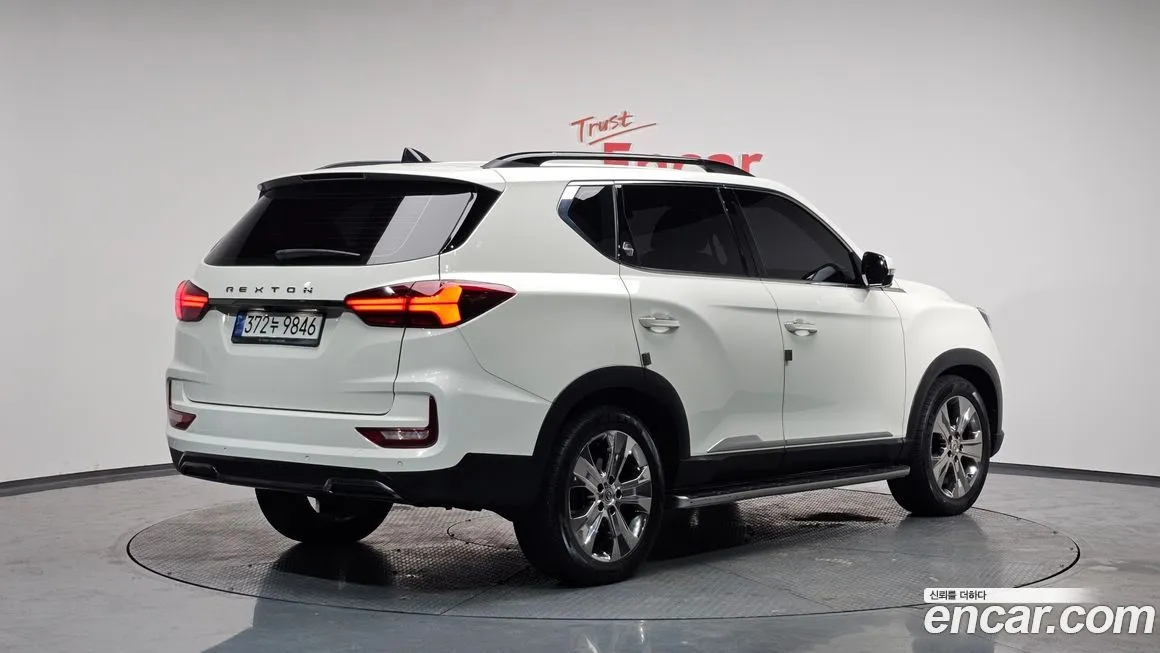 KG Mobility (Ssangyong) Rexton — фото 4
