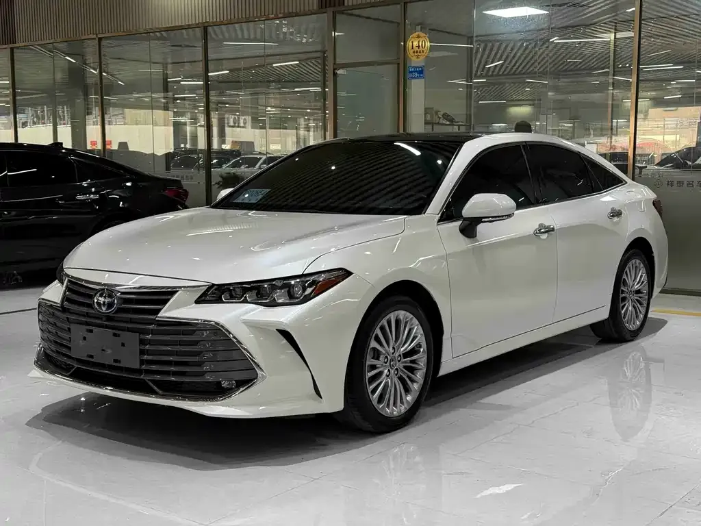 Toyota Avalon 2021 из CN, фото 1