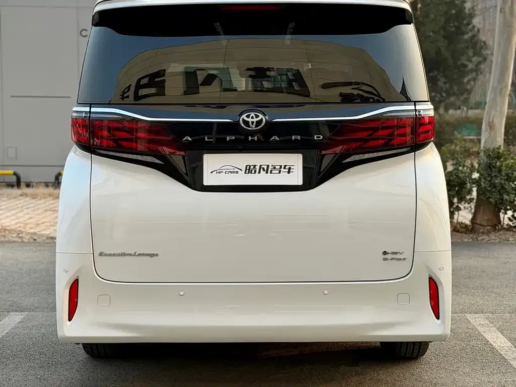 Toyota Alphard 2024 из CN, фото 4