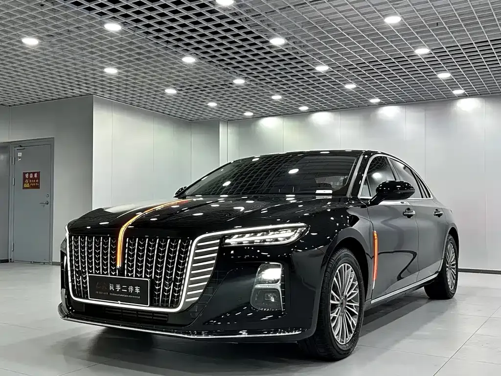 Hongqi H5 — фото 1