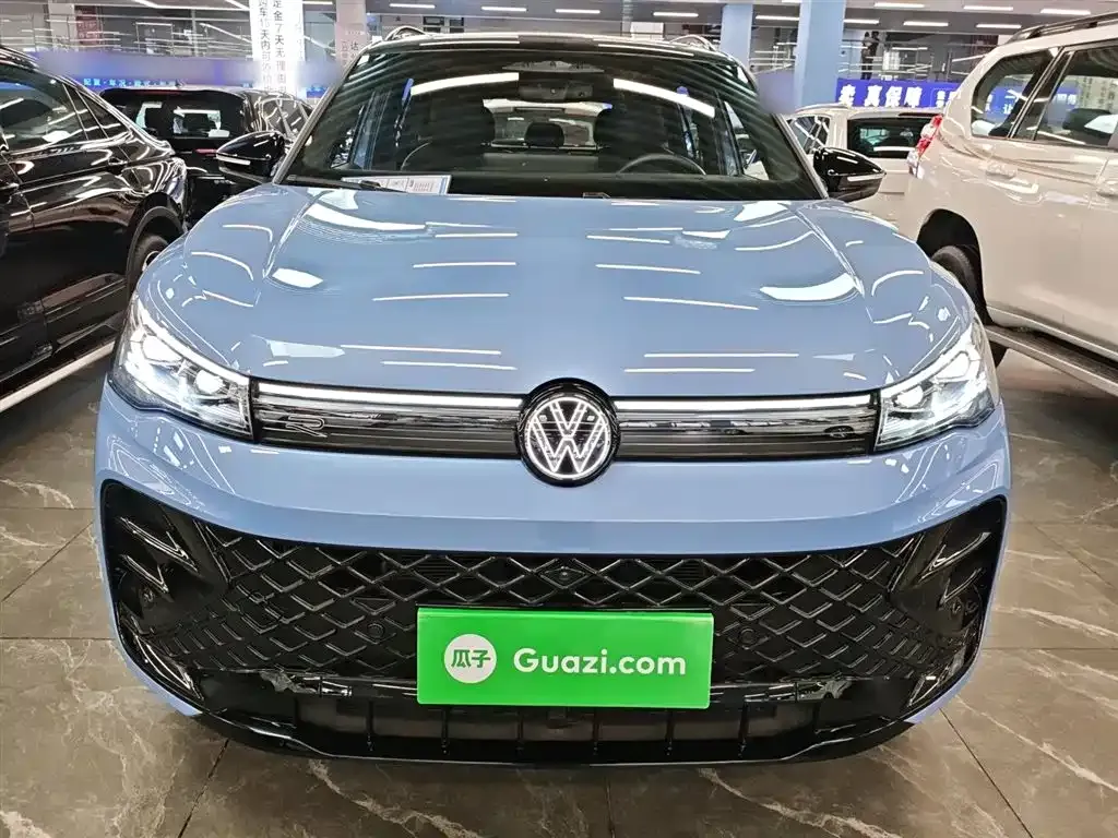 Volkswagen Tiguan L 2024 из CN, фото 2