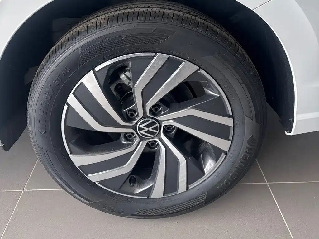 Volkswagen Bora 2025 из CN, фото 9