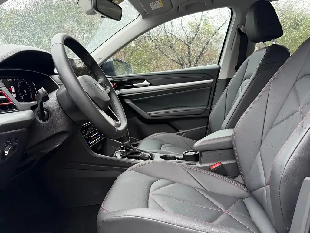 Volkswagen Lavida 2024 из CN, фото 4