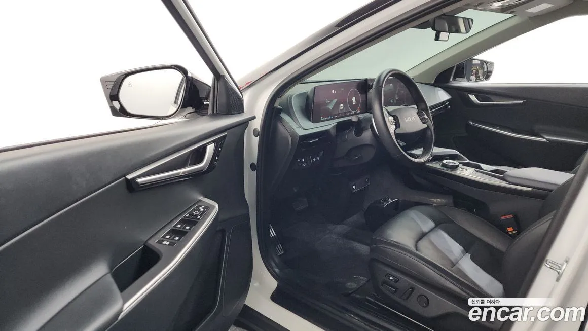 Kia EV6 2023 из KR, фото 10