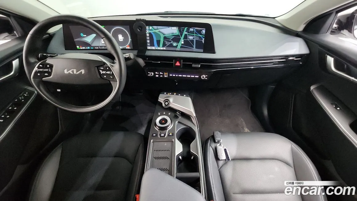 Kia EV6 2023 из KR, фото 8