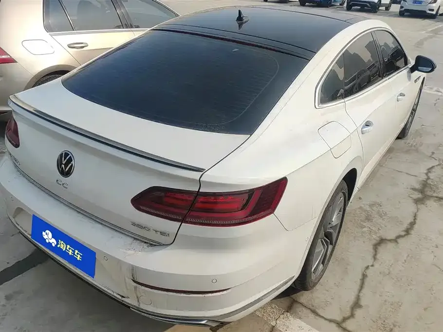 Volkswagen CC 2024 из CN, фото 4