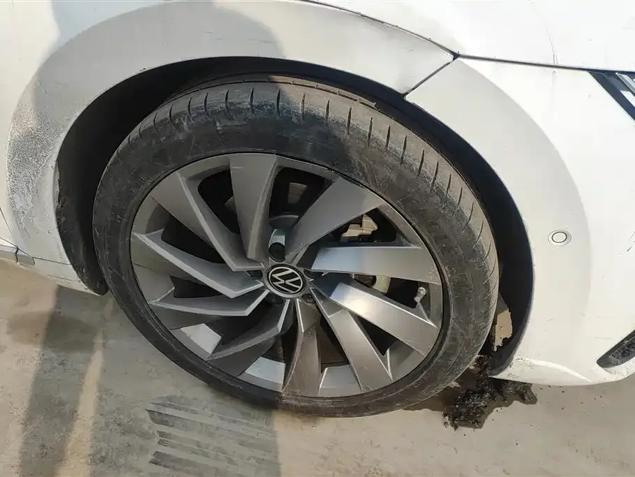 Volkswagen CC 2024 из CN, фото 9