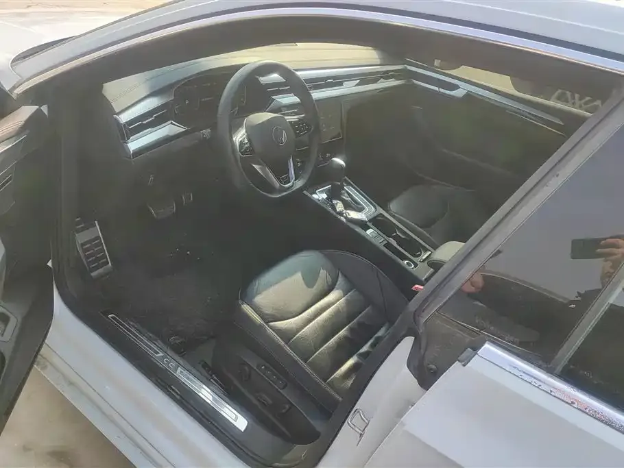 Volkswagen CC 2024 из CN, фото 10