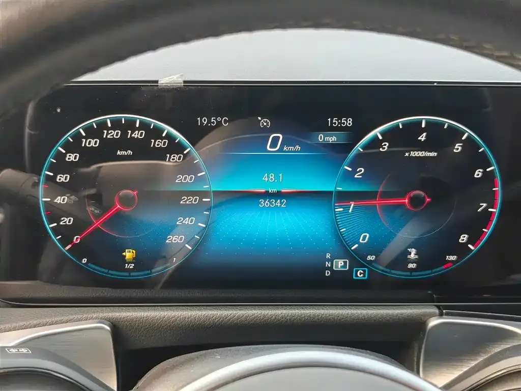 Mercedes-Benz GLB 2023 из CN, фото 7
