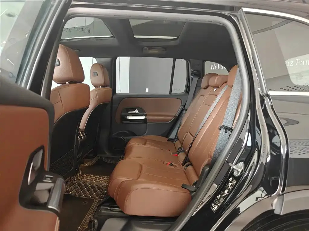 Mercedes-Benz GLB 2023 из CN, фото 8