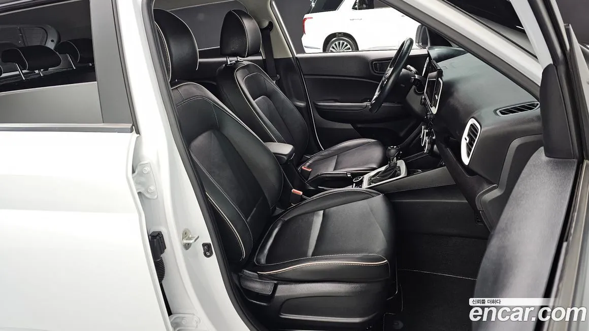 Hyundai Venue 2022 из KR, фото 10