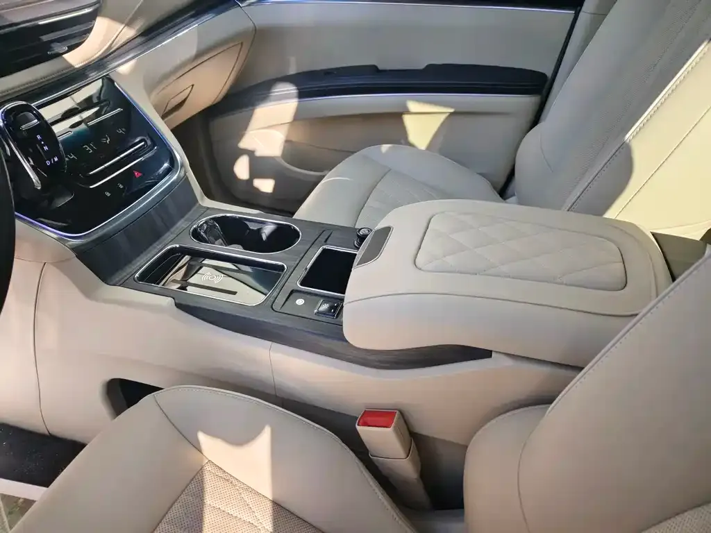 Buick GL8 2024 из CN, фото 8