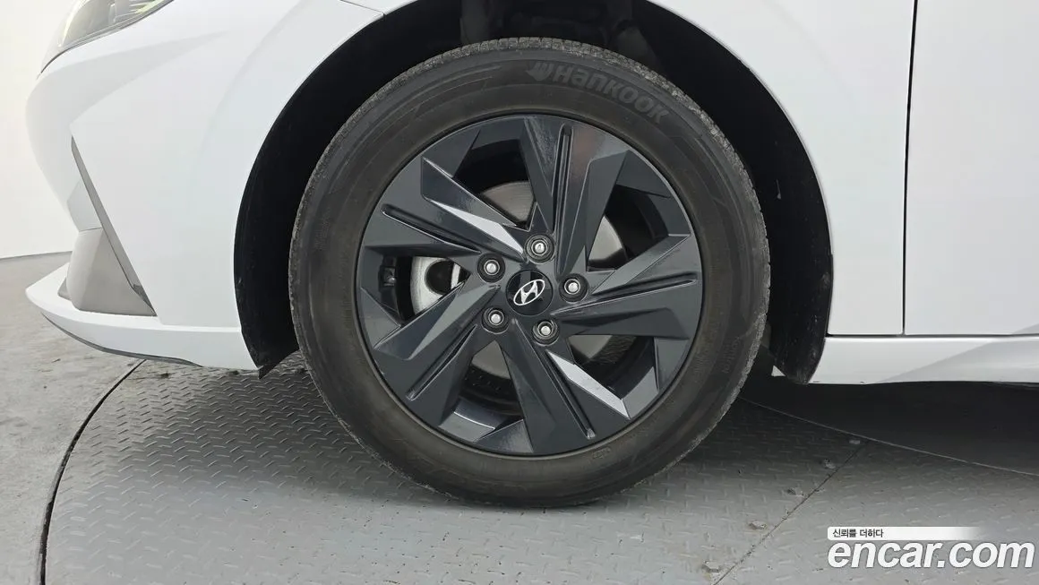 Hyundai AVANTE 2023 из KR, фото 6