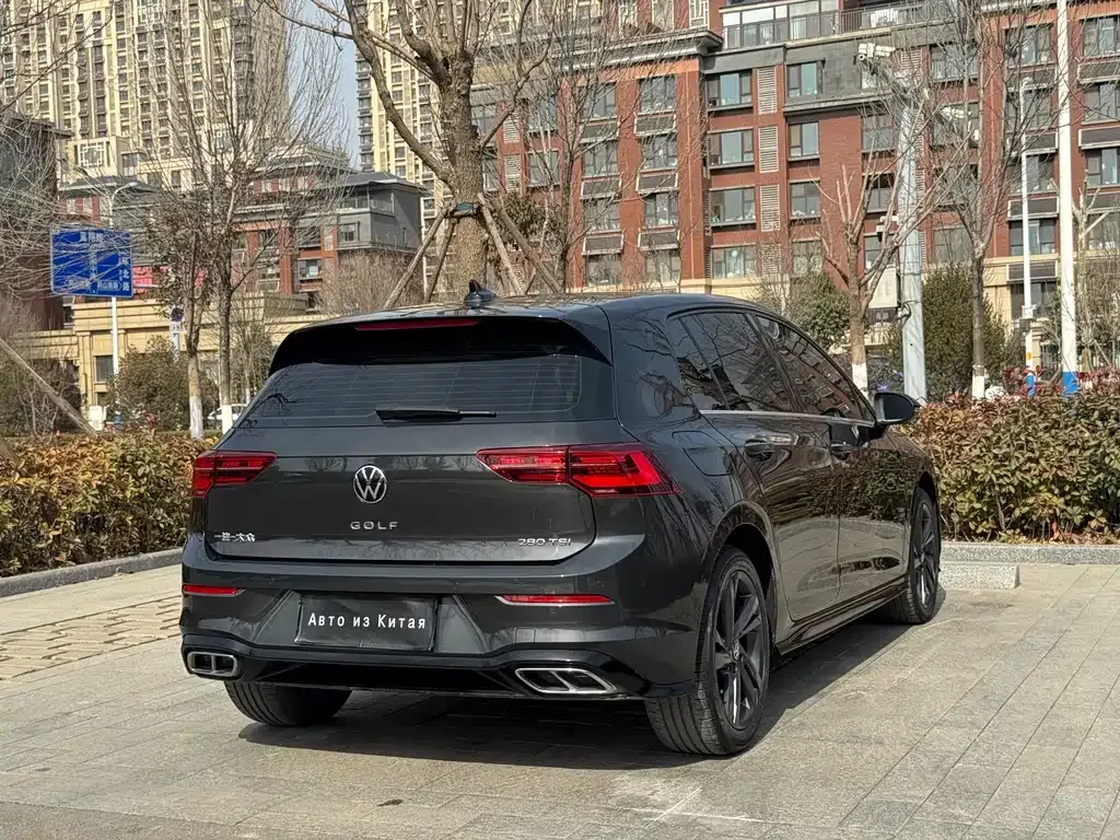 Volkswagen Golf 2022 из CN, фото 4