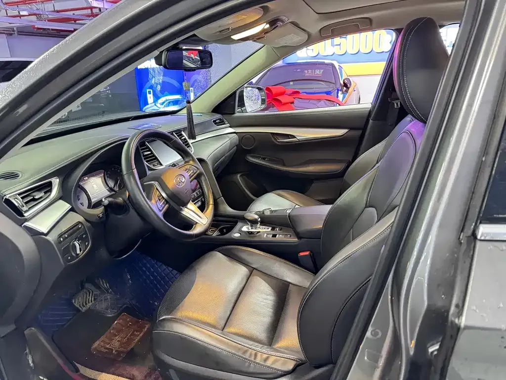 Infiniti QX50 2021 из CN, фото 2