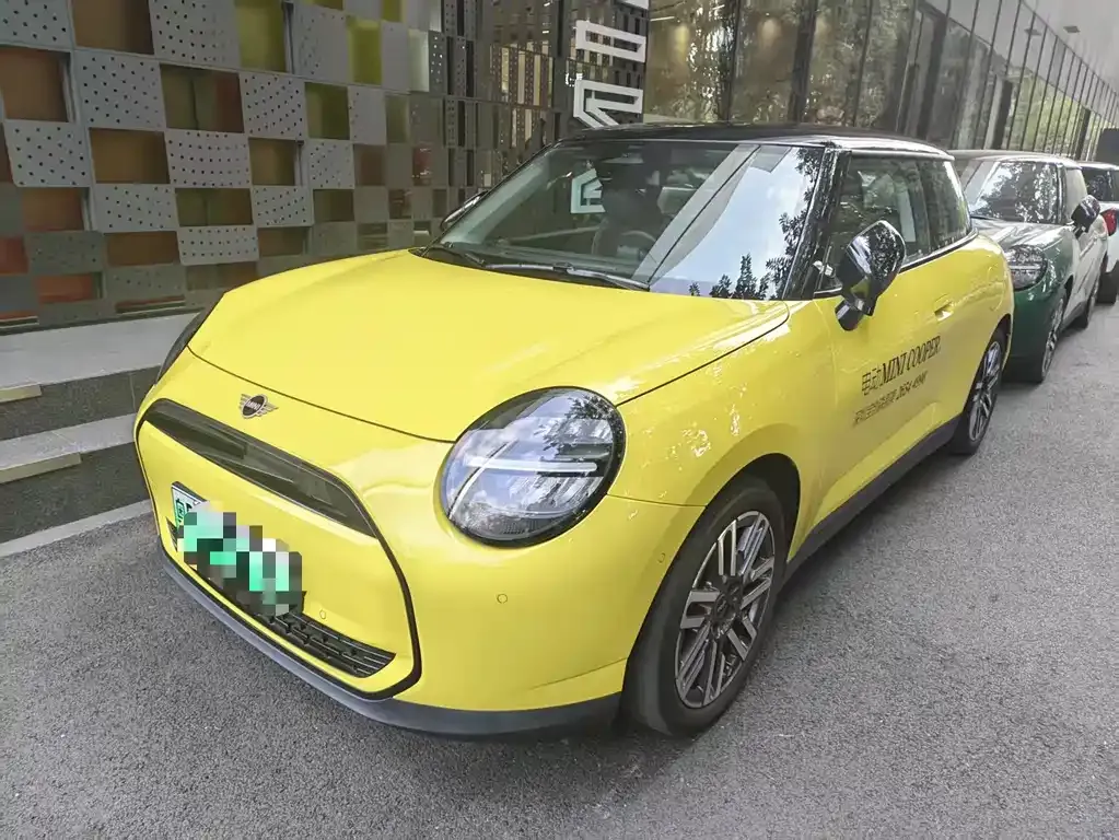 MINI Cooper EV 2024 из CN, фото 1