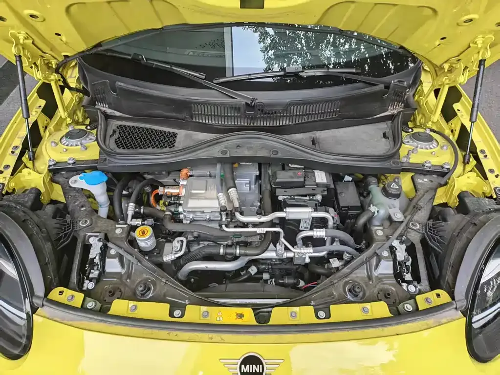 MINI Cooper EV 2024 из CN, фото 6