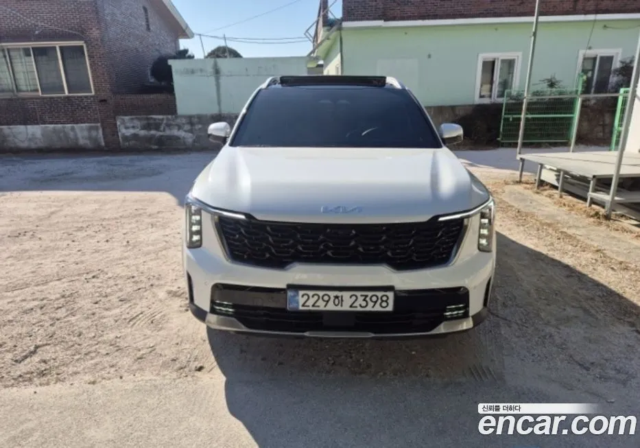 Kia Sorento — фото 1