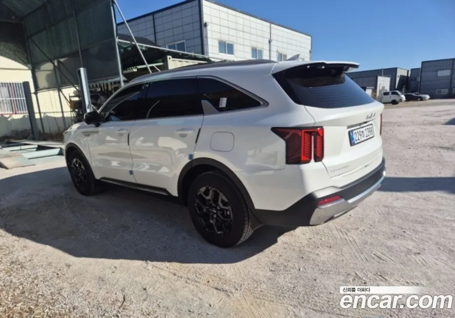Kia Sorento — фото 8
