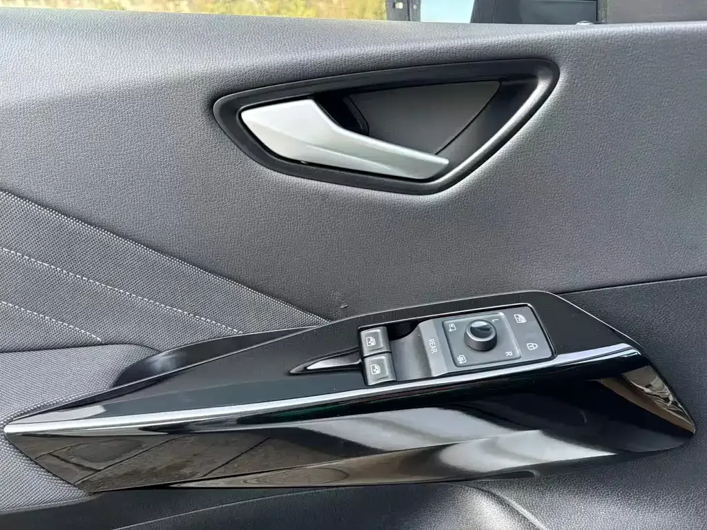 Volkswagen ID.3 2023 из CN, фото 9