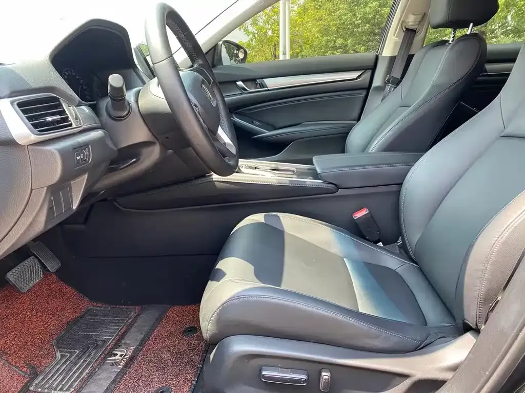 Honda Accord 2021 из CN, фото 3