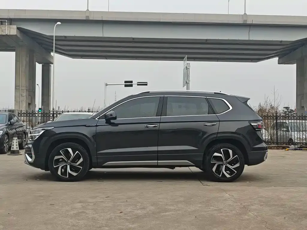 Volkswagen Tharu 2023 из CN, фото 6