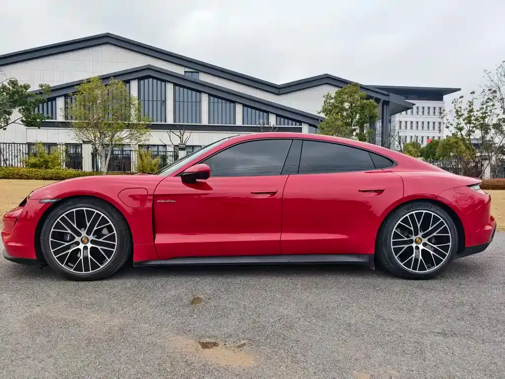 Porsche Taycan 2021 из CN, фото 5
